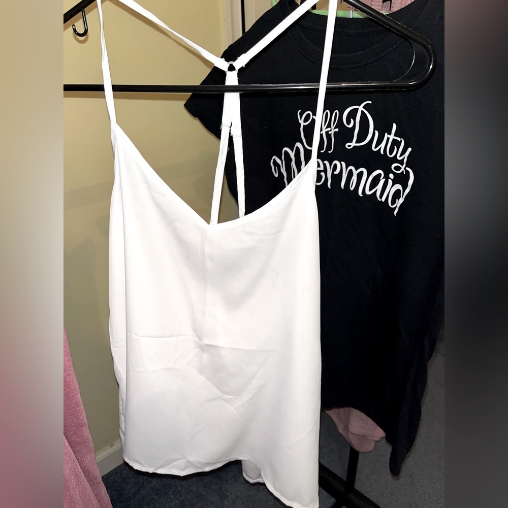Women’s Hollister Strappy Tank Top- size small- **NEVER WORN**